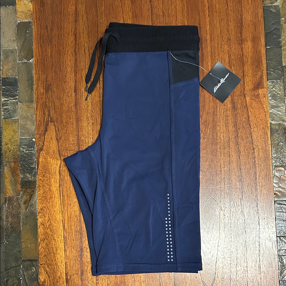 Eddie Bauer Men's Blue and Black Shorts